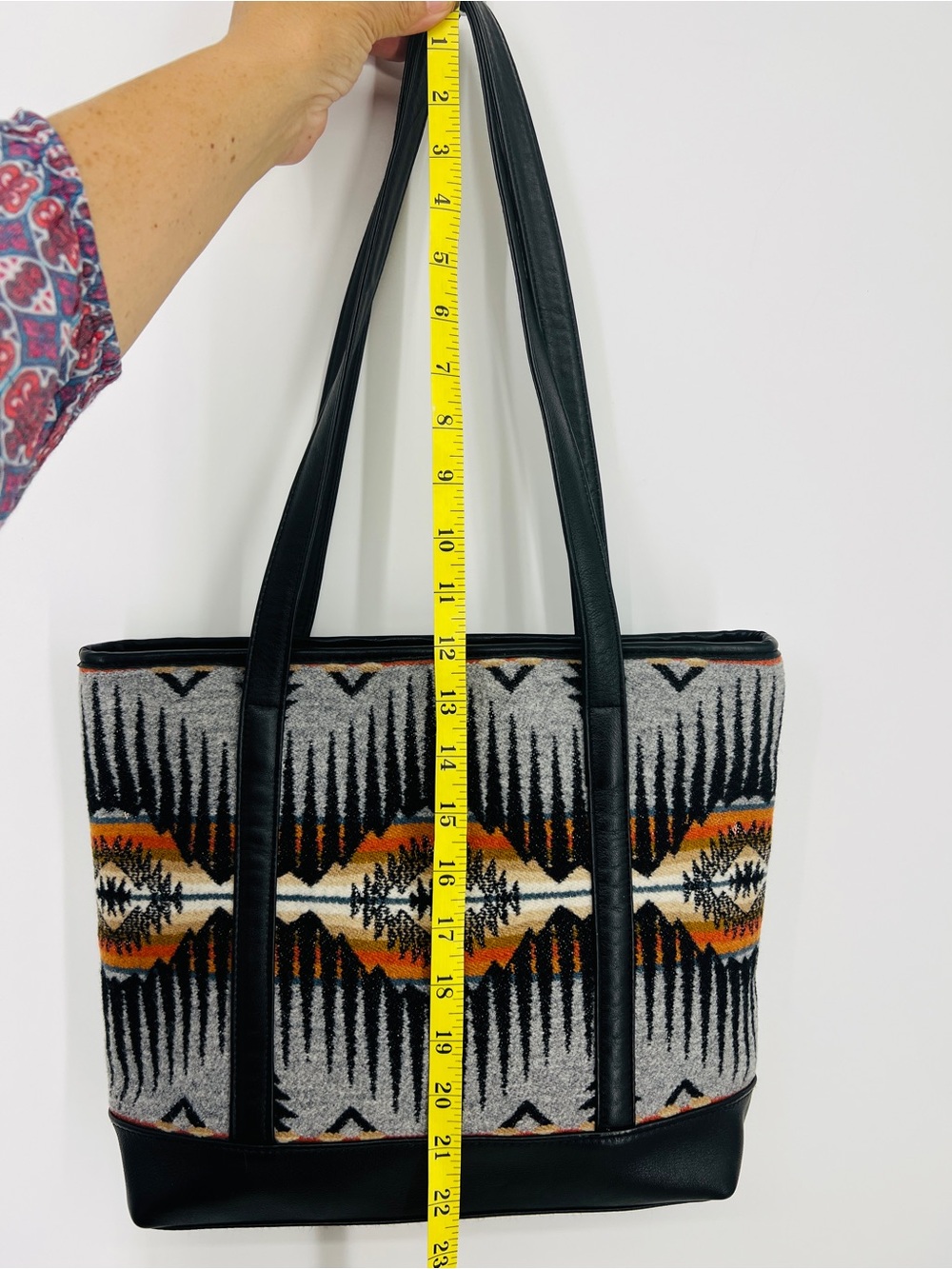 Pendleton Wool Blanket Bag Southwest Tote Black Leather Rare Multi Pocket Nwot - Picture 9 of 16